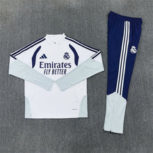 26 27 Real Madrid Tracksuit 3