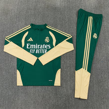 26 27 Real Madrid Tracksuit 2