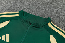 26 27 Real Madrid Tracksuit 2