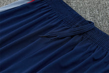 26 27 England Tracksuit 1