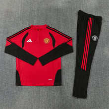 26 27   Manchester United Tracksuit