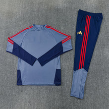 26 27 Bayern Tracksuit 2