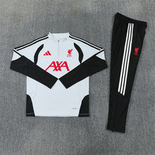 26 27 Liverpool Tracksuit 2