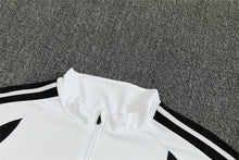 26 27 Liverpool Tracksuit 1