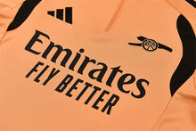 26 27 Arsenal Tracksuit 1