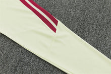 26 27 Real Madrid Tracksuit 8