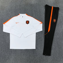 26 27 Netherlands Tracksuit 1