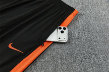 26 27 Netherlands Tracksuit 2