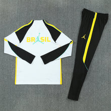 26 27 Brazil Tracksuit 5