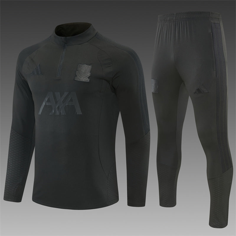 26 27 Liverpool Tracksuit