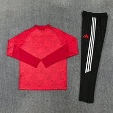 26 27 Liverpool Tracksuit 4