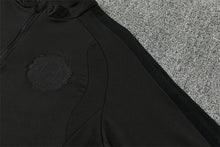 26 27   Manchester United Tracksuit 1