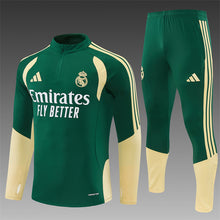 26 27 Real Madrid Tracksuit 2
