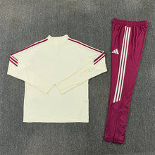 26 27 Real Madrid Tracksuit 10