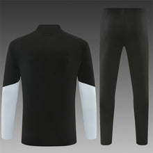 26 27 Liverpool Tracksuit 3
