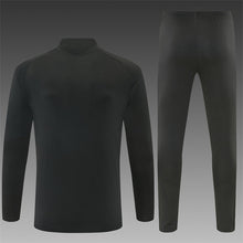 26 27 Liverpool Tracksuit
