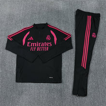 26 27 Real Madrid Tracksuit 11