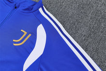 26 27 Juventus Tracksuit 2