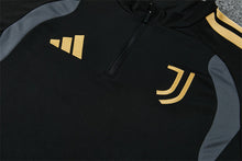 26 27 Juventus Tracksuit