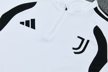 26 27 Juventus Tracksuit 1