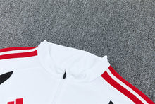 26 27 Arsenal Tracksuit 1