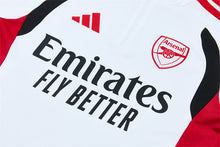 26 27 Arsenal Tracksuit 1