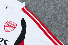 26 27 Arsenal Tracksuit 1