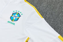 26 27 Brazil Tracksuit 5