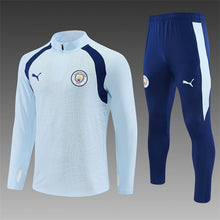 26 27 Manchester City Tracksuit