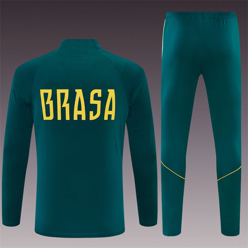 26 27 Brazil Tracksuit 3