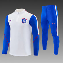 26 27 Chelsea Tracksuit 1