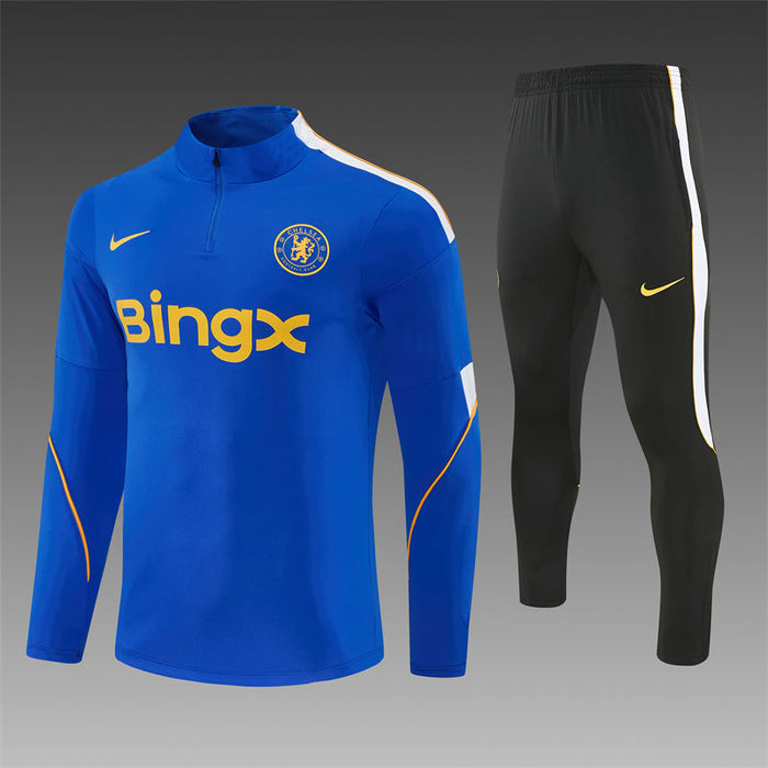 26 27 Chelsea Tracksuit