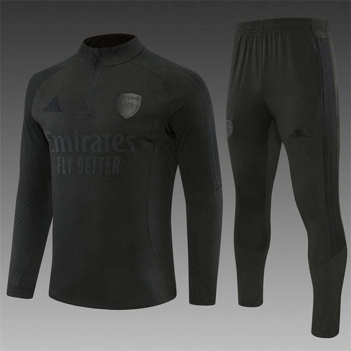 26 27 Arsenal Tracksuit 2