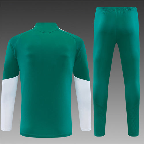 26 27 Liverpool Tracksuit
