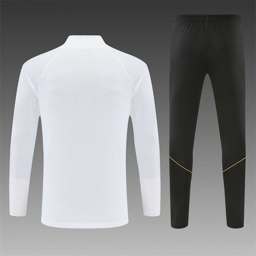 26 27 Barcelona Tracksuit 4