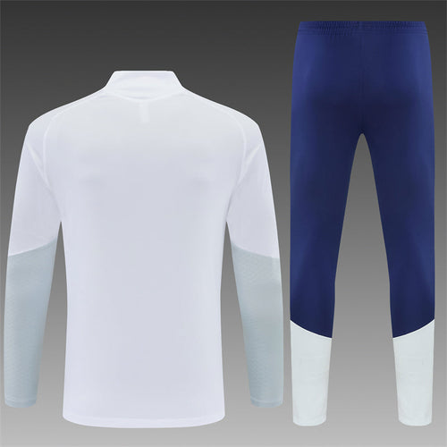 26 27 Real Madrid Tracksuit 3