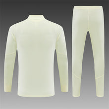 26 27 Real Madrid Tracksuit 8