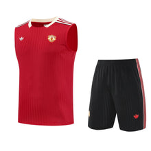 Manchester United  Sleeveless Training Kit Red stripes