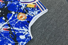 Manchester United 2627  Sleeveless Training Kit