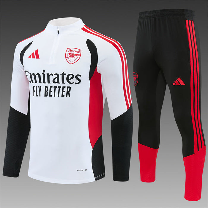 26 27 Arsenal Tracksuit 1