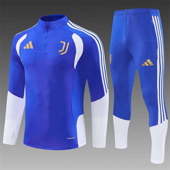 26 27 Juventus Tracksuit 2