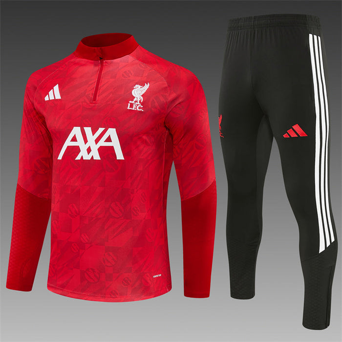 26 27 Liverpool Tracksuit 4