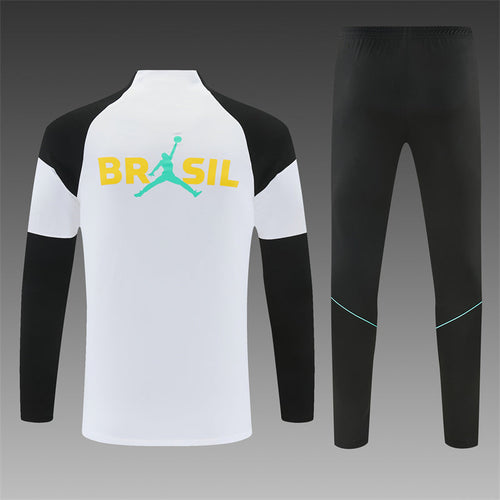 26 27 Brazil Tracksuit 5