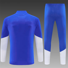26 27 Juventus Tracksuit 2