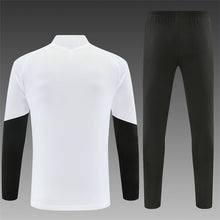 26 27 Liverpool Tracksuit 1
