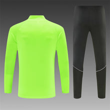 26 27 Atletico Madrid Tracksuit 1