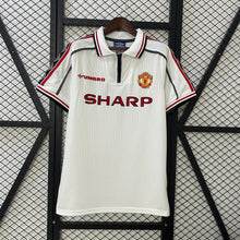 MANCHESTER UNITED 1998 - 1999 COMMEMORATIVE EDITION