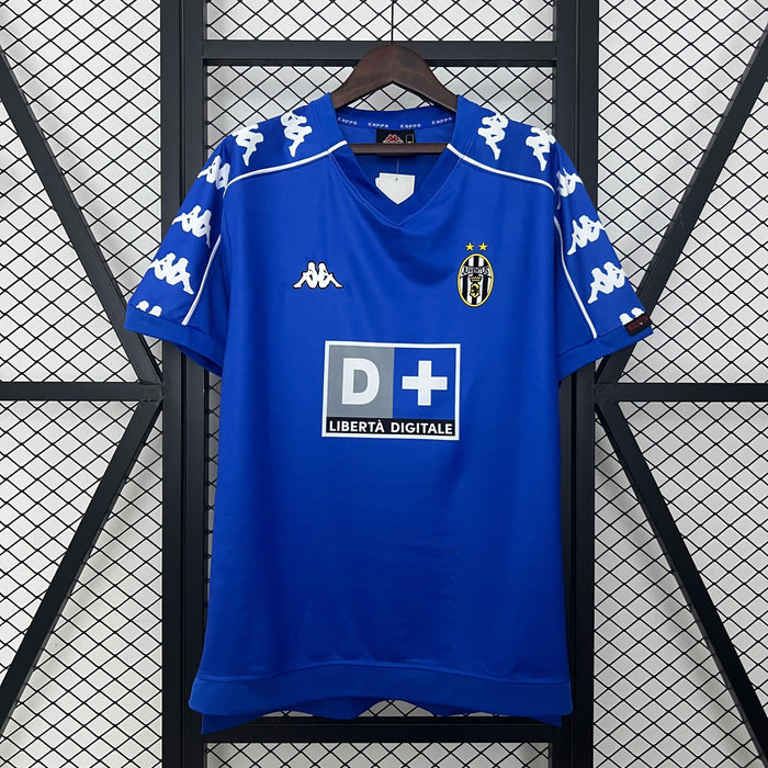 JUVENTUS 1999 - 2000 AWAY JERSEY
