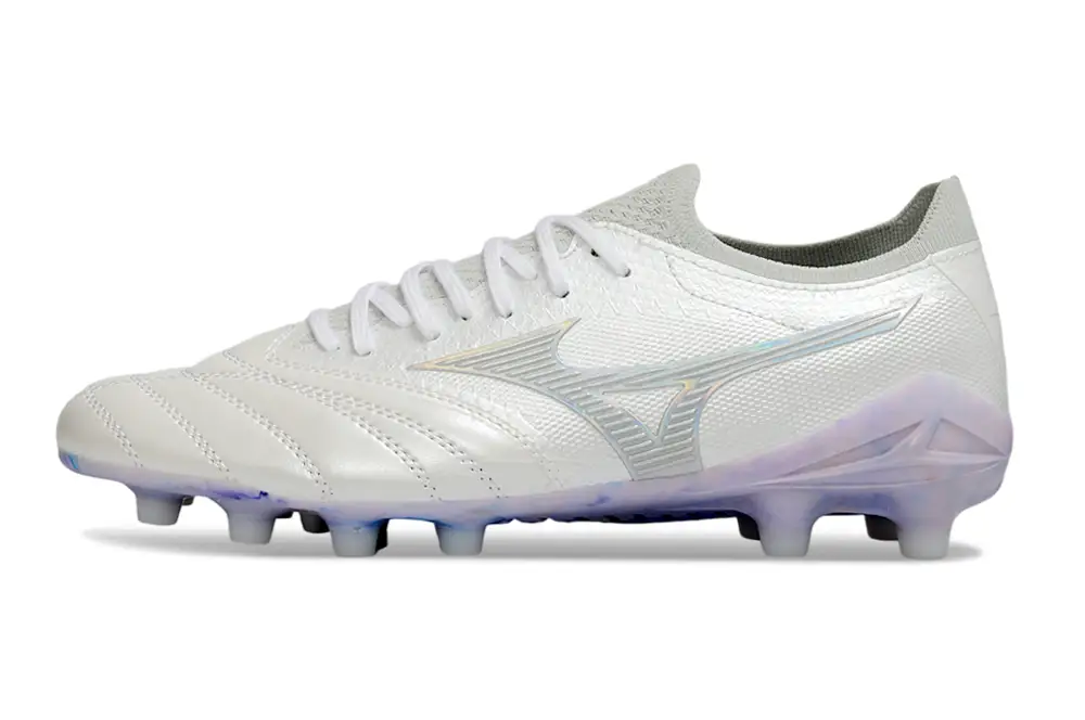 Mizuno Morelia Neo IV Soccer Cleats Lightweight Performance