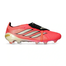 Predator Elite Fold-over Tongue Road to Glory FG